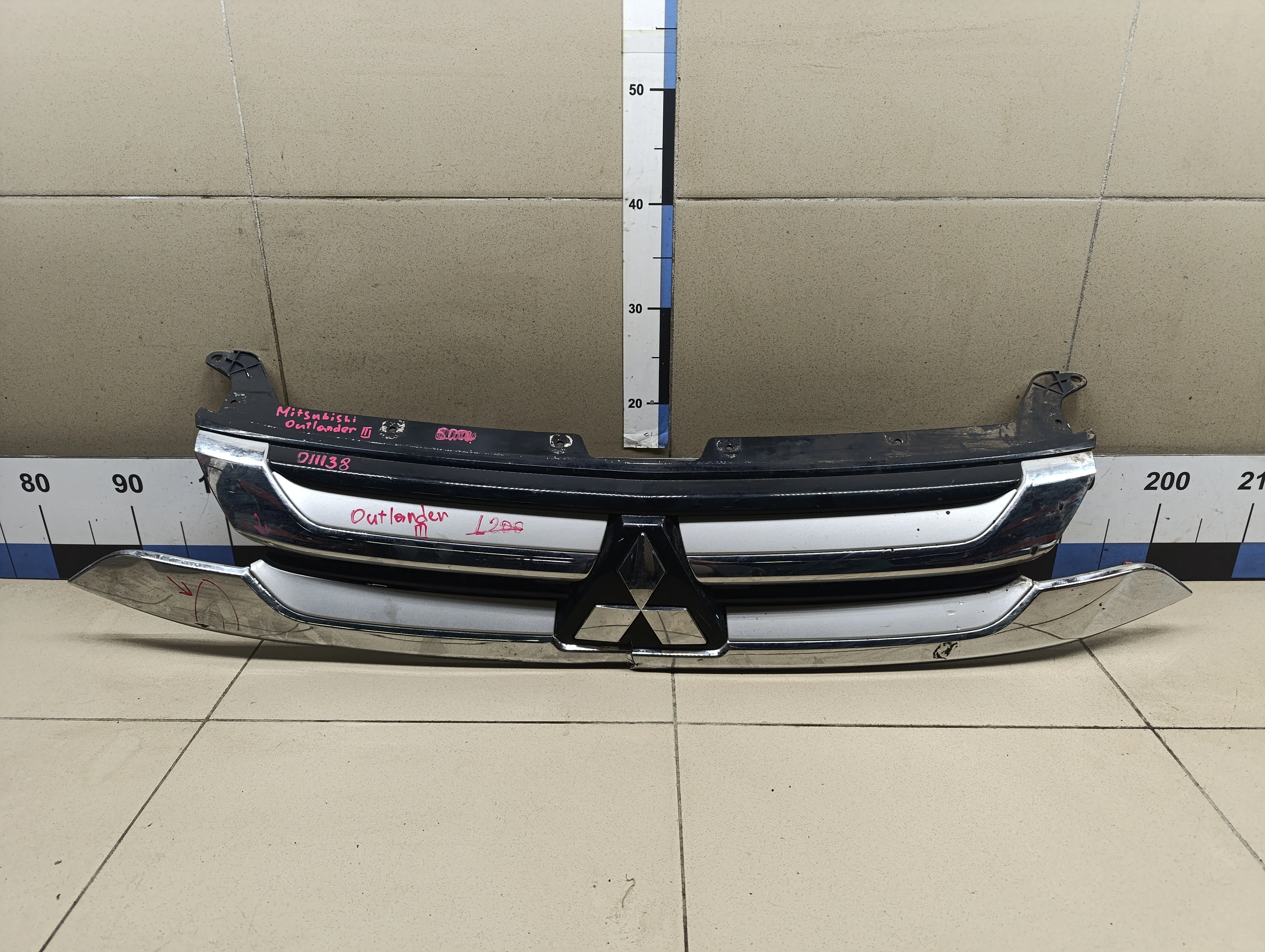 Решетка радиатора Outlander (GF) 2012>