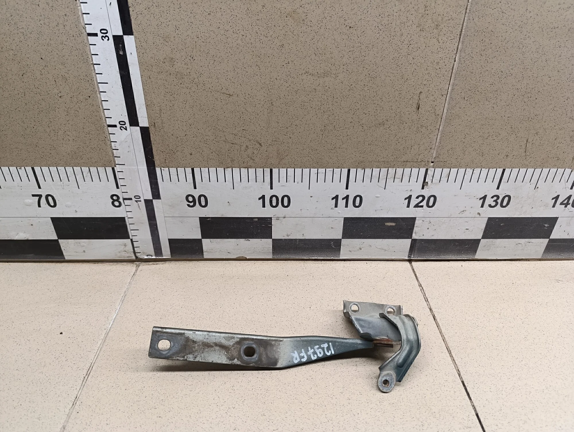 Петля капота правая Grand Vitara 2006-2015