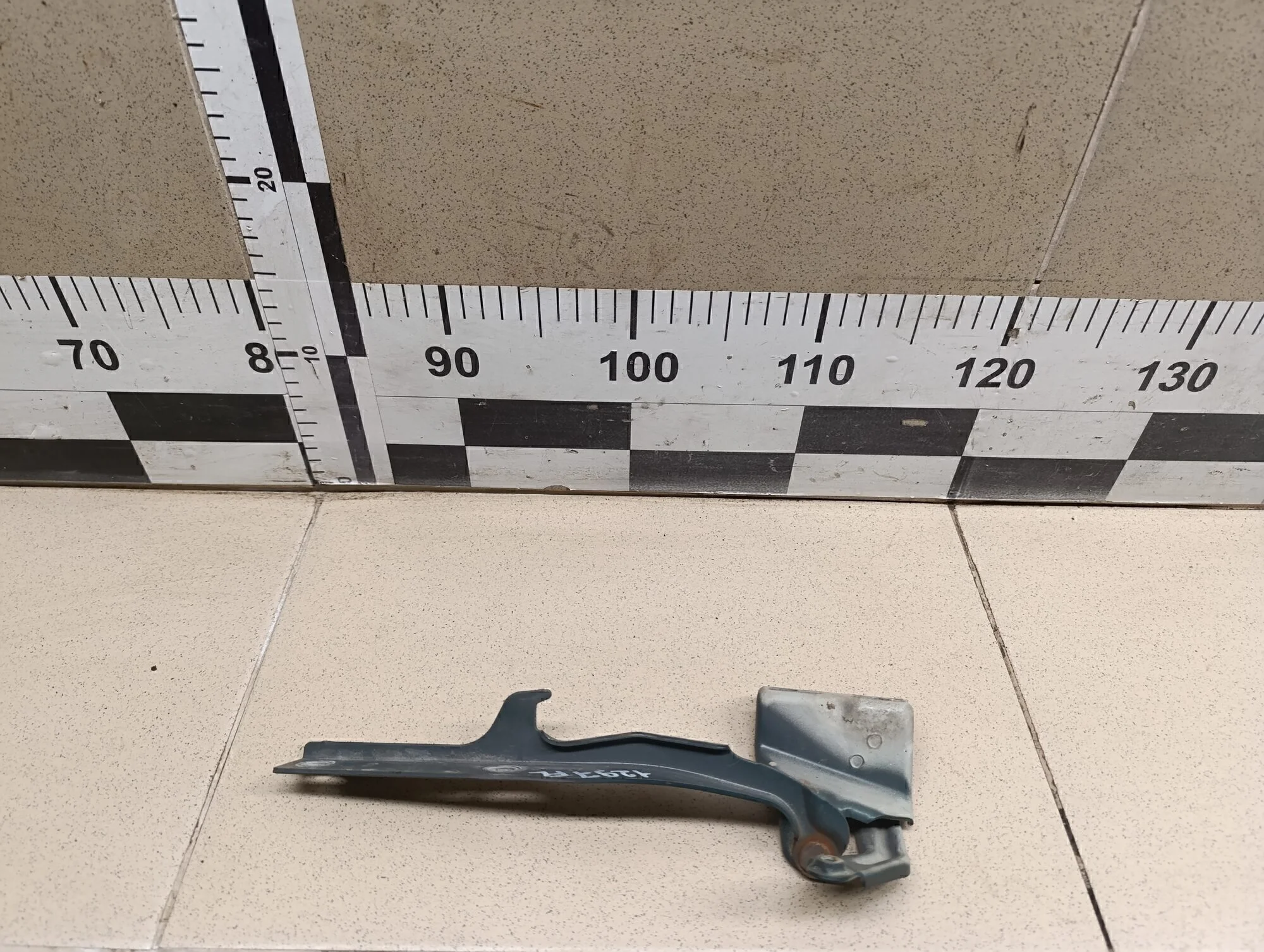 Петля капота левая Grand Vitara 2006-2015