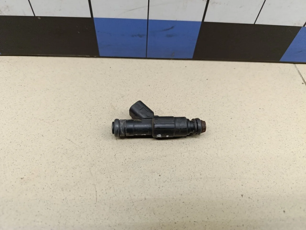 Форсунка инжекторная электрическая Focus II 2005-2008