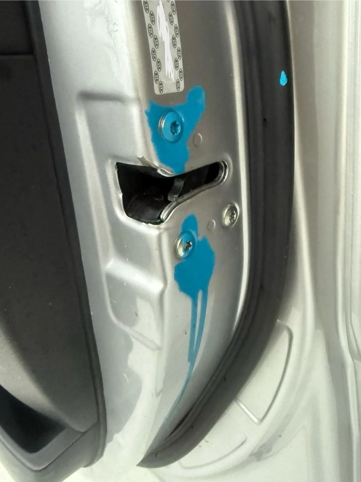 Замок двери передней правой Skoda Fabia II (2007—2010)