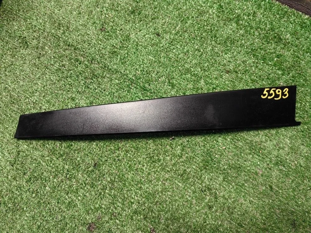 Накладка передней правой двери Chevrolet Lacett