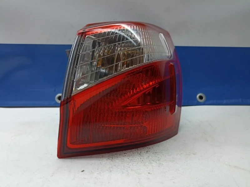 Фонарь Nissan Qashqai 2012 26550BR00A J10 2.0 MR20DE, задний правый