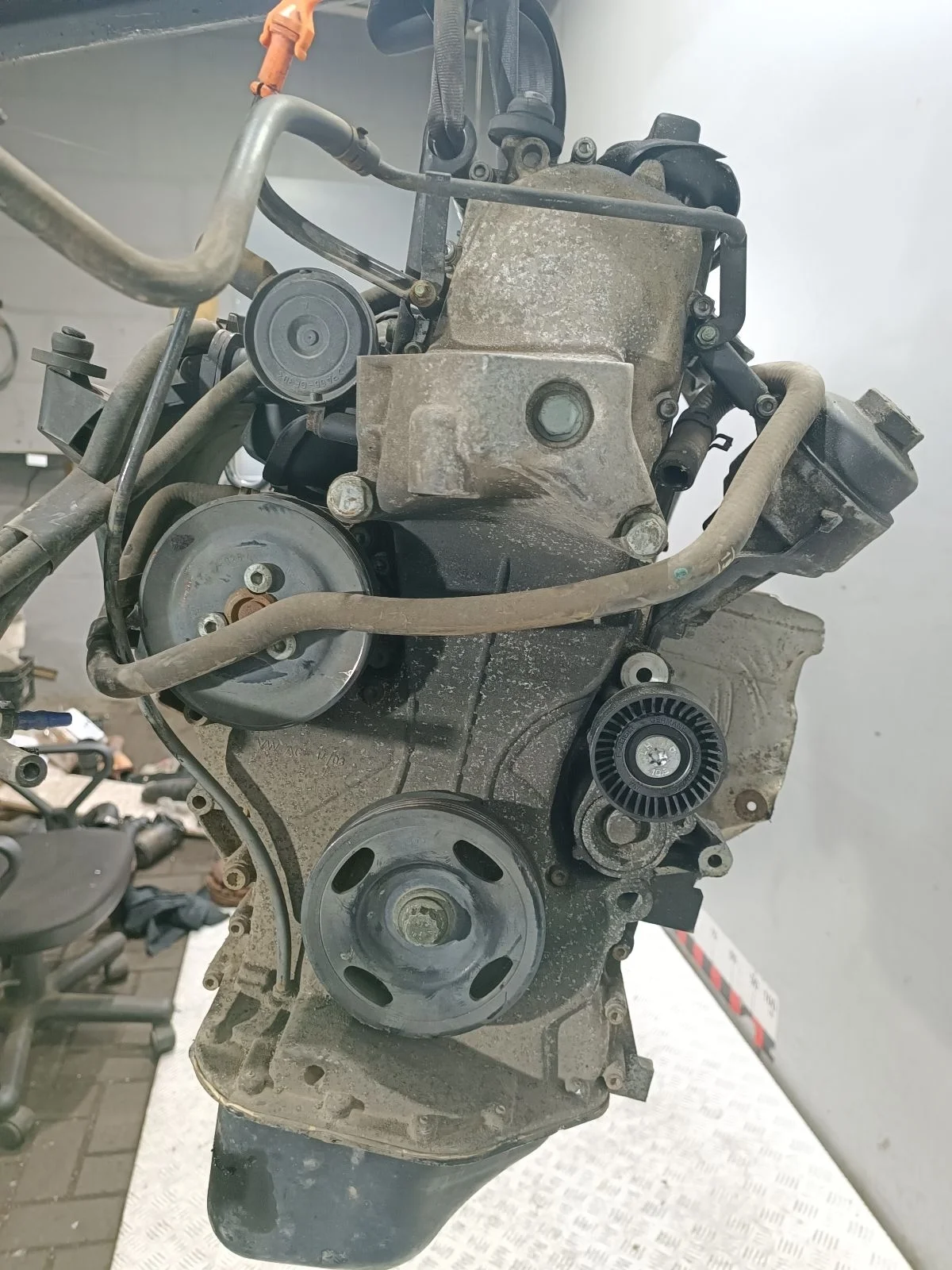 Двигатель Б/У Skoda Fabia   2004