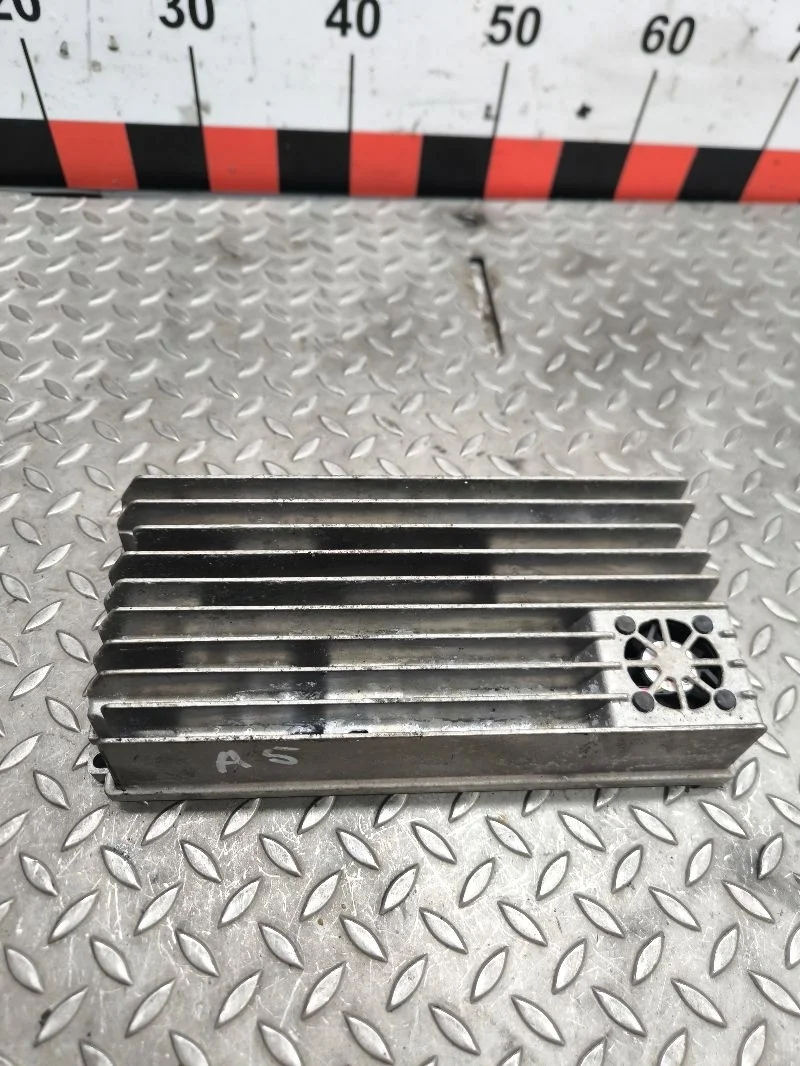 Усилитель музыкальный Б/У Audi A5   2007