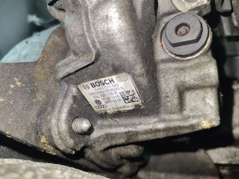 ТНВД Б/У Volkswagen Transporter  TDi 2012