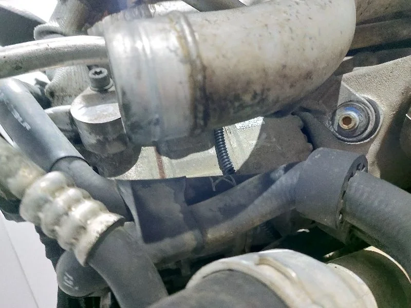 Компрессор кондиционера Б/У Volkswagen Touareg  TDi 2004