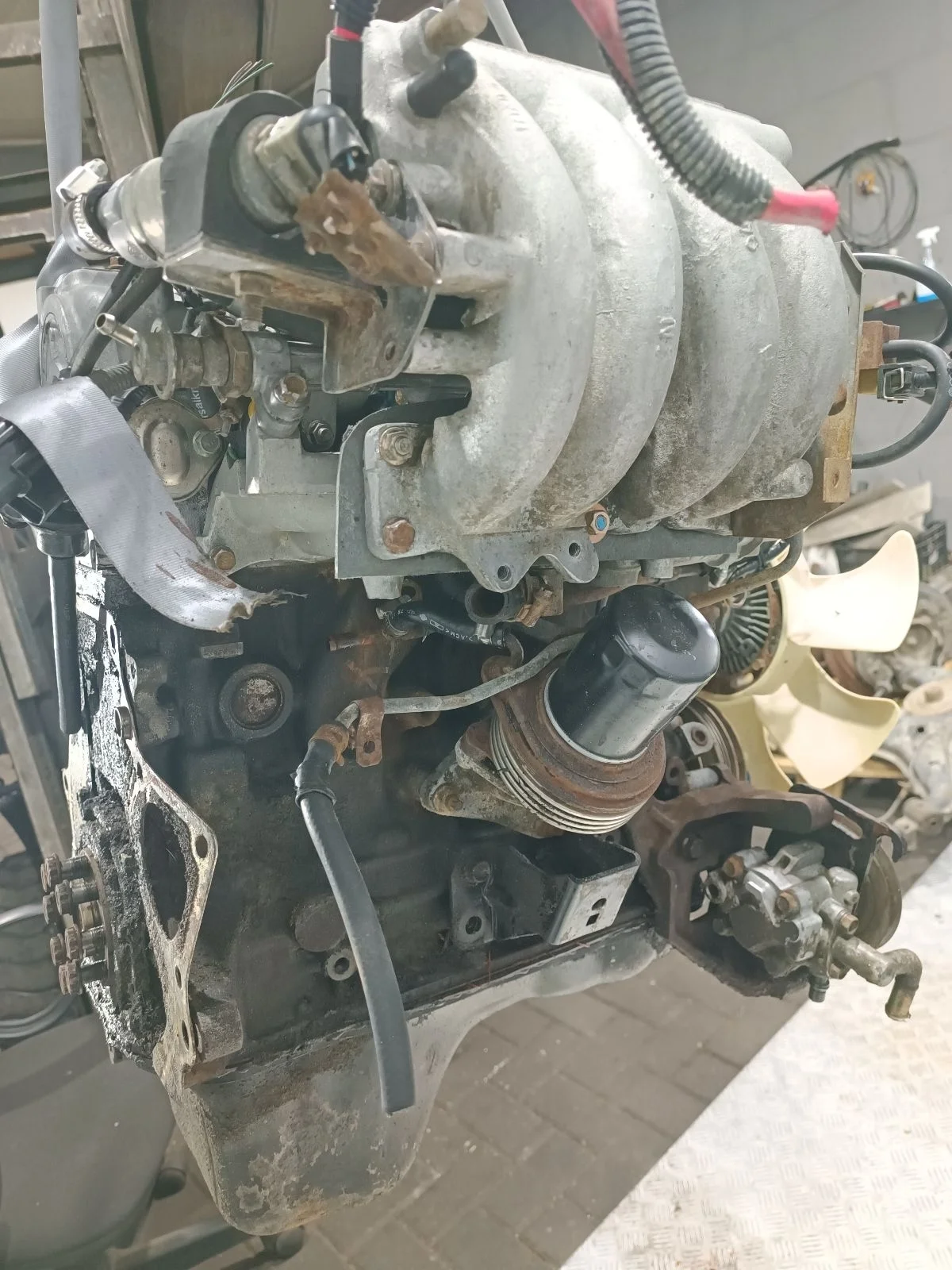 Двигатель Б/У Kia Sportage   1998