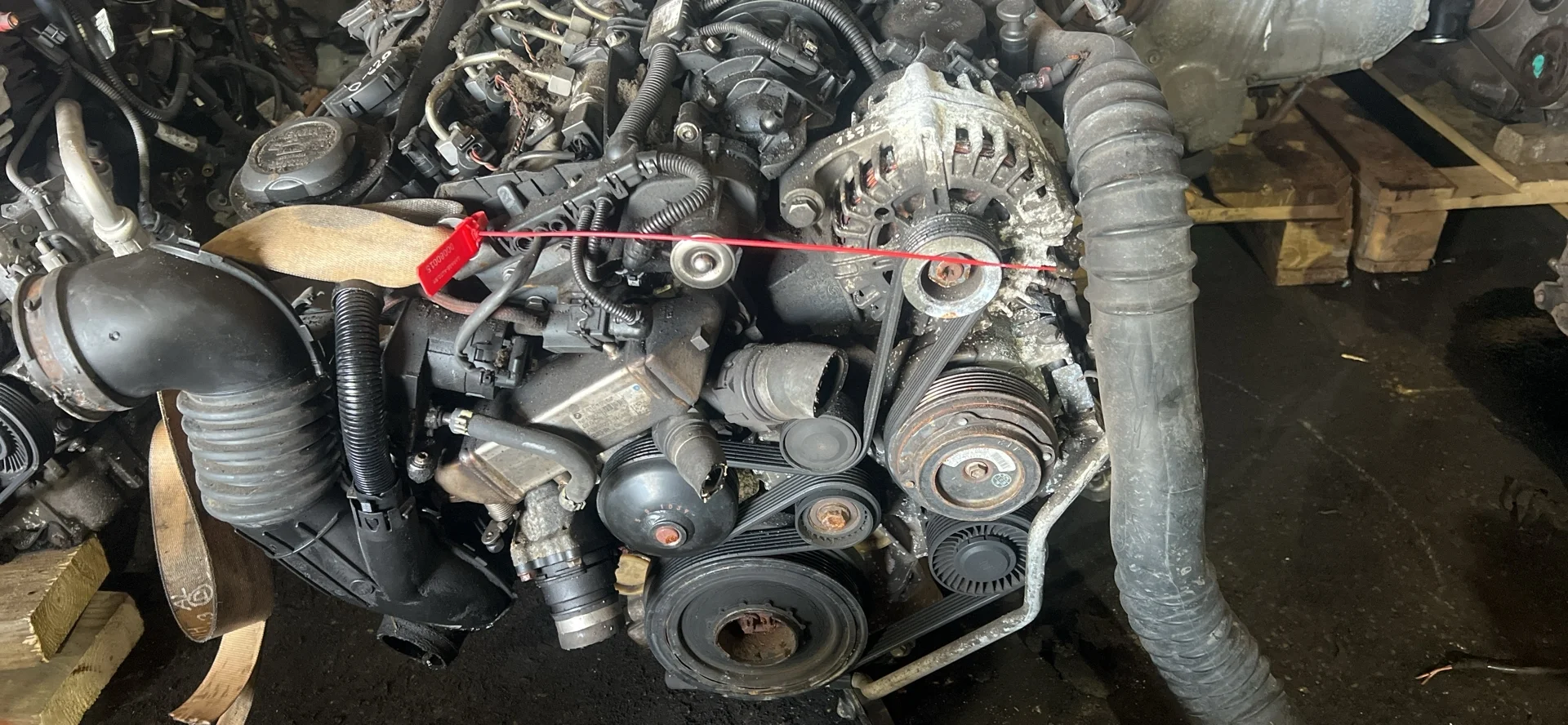 Двигатель Б/У BMW 3 E90/E91/E92/E93   2009