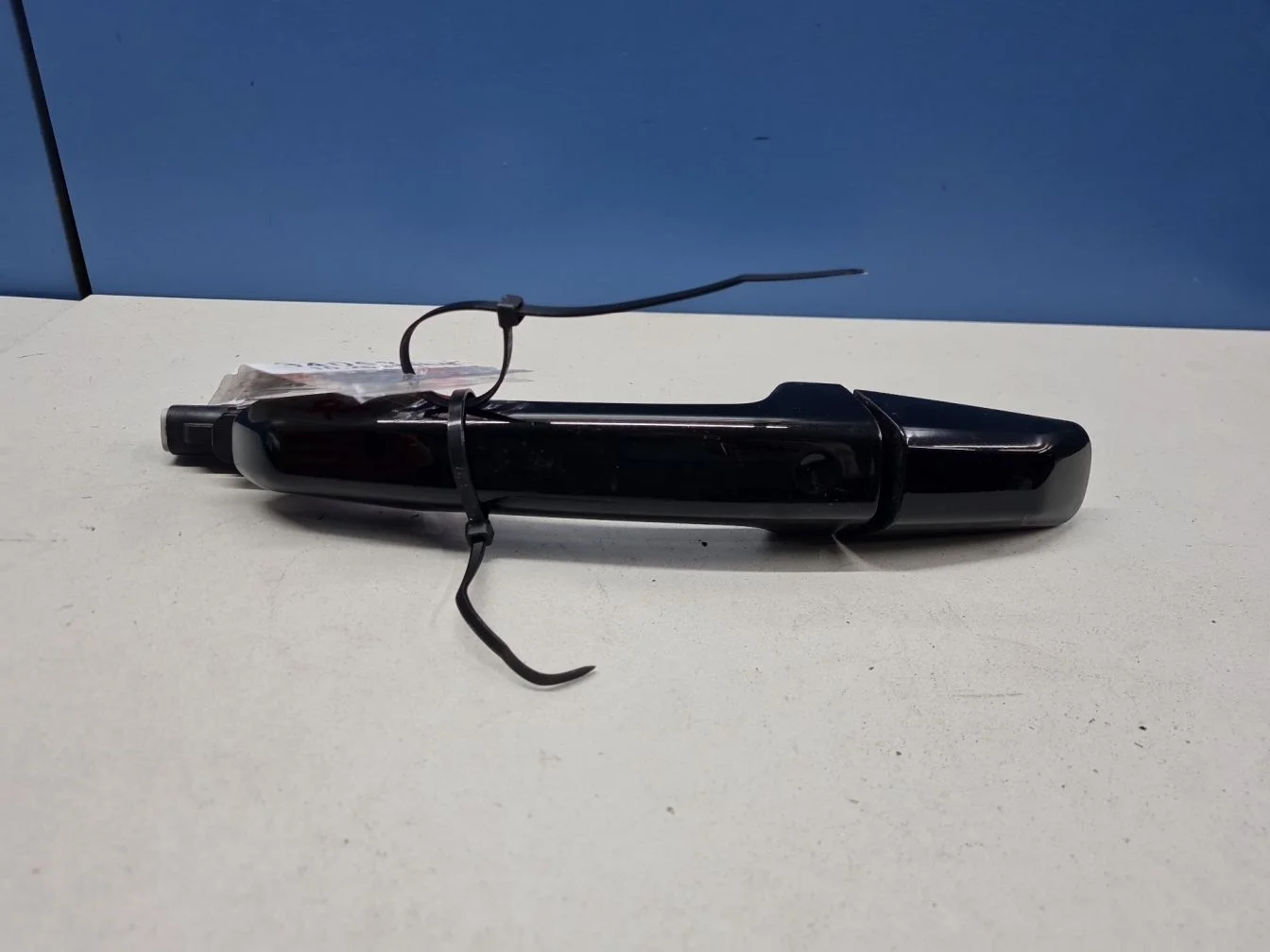 Ручка двери нaружная задняя правая для Land Rover Discovery 2017-