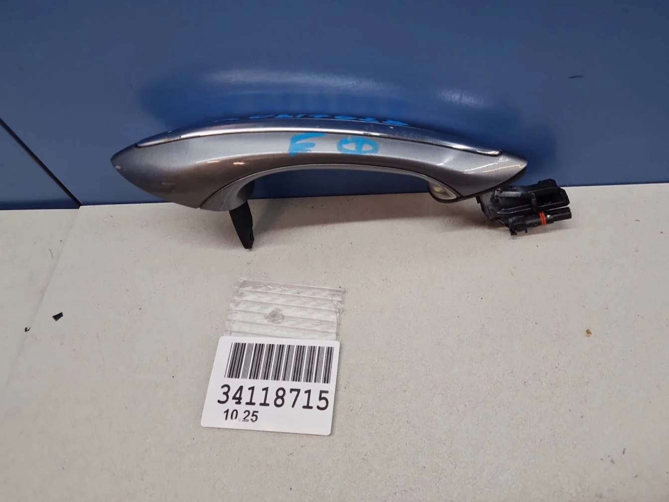 Ручка двери нaружная правая для BMW 5 F10 2009-2017