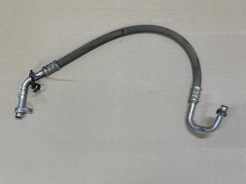 Трубка кондиционера Renault Logan 2018 924900491R 2