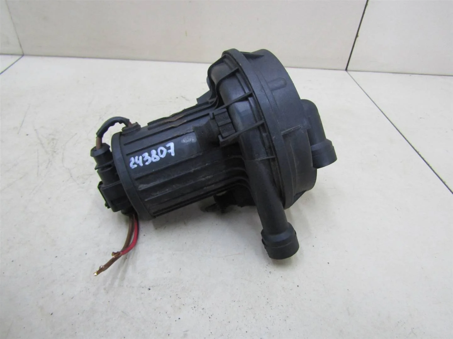 Насос воздушный Skoda Octavia (A4 1U-) 2000-2011  [06A959253B]  1.6 BSE в Вологде