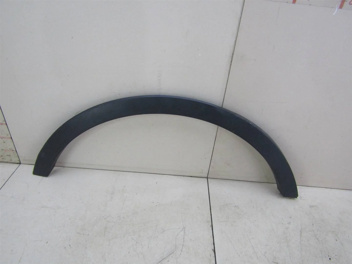 Накладка заднего крыла правого Ford Kuga 2012-2019  [1879880]  2.0 TXMA в Вологде