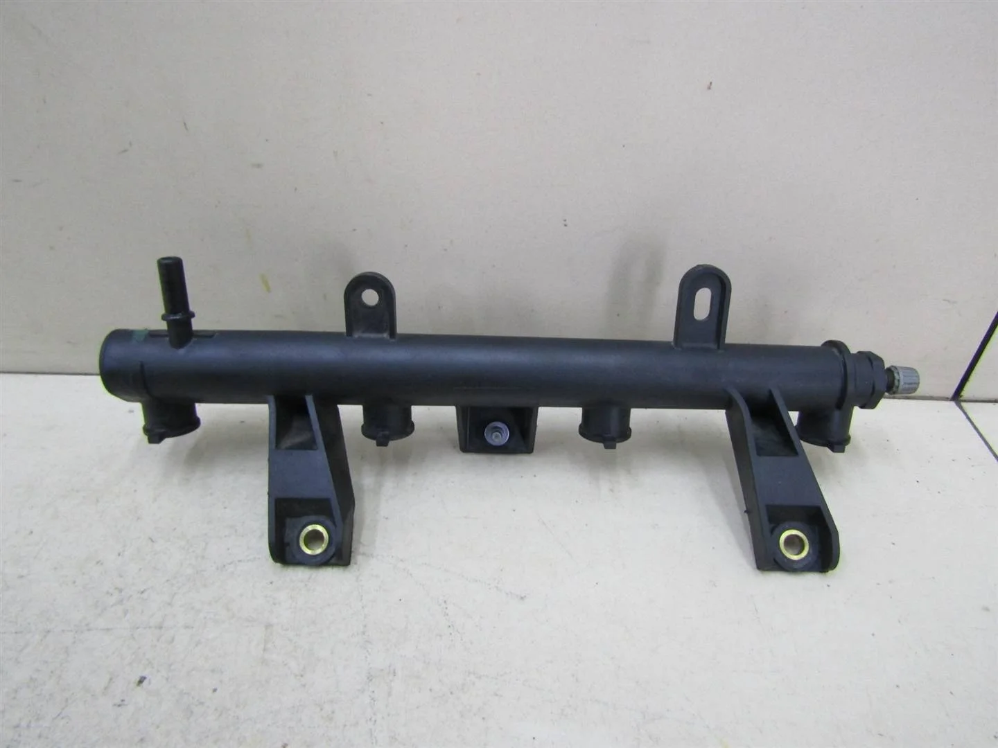 Рейка топливная (рампа) Peugeot 206 1998-2012  [198542]  1.4 KFW в Вологде