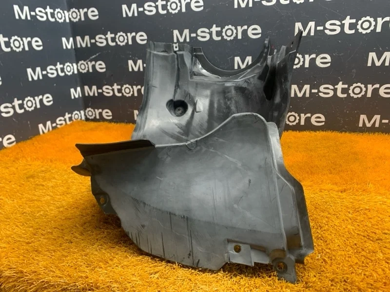 Подкрылок Mercedes-Benz C-Class 2003 A2038840722 W203 271.946, передний левый