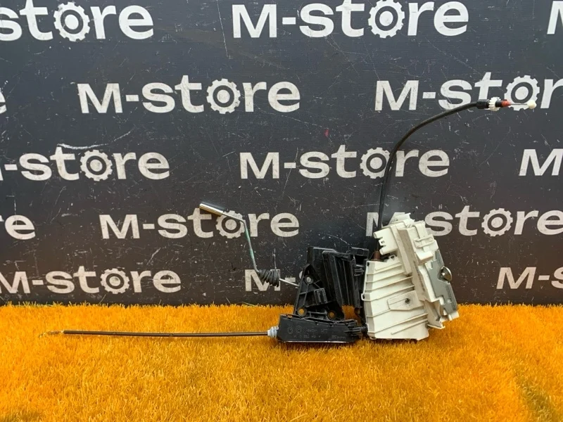 Замок двери Mercedes-Benz Gl-Class 2007 A1697202535 X164 273.923, передний левый