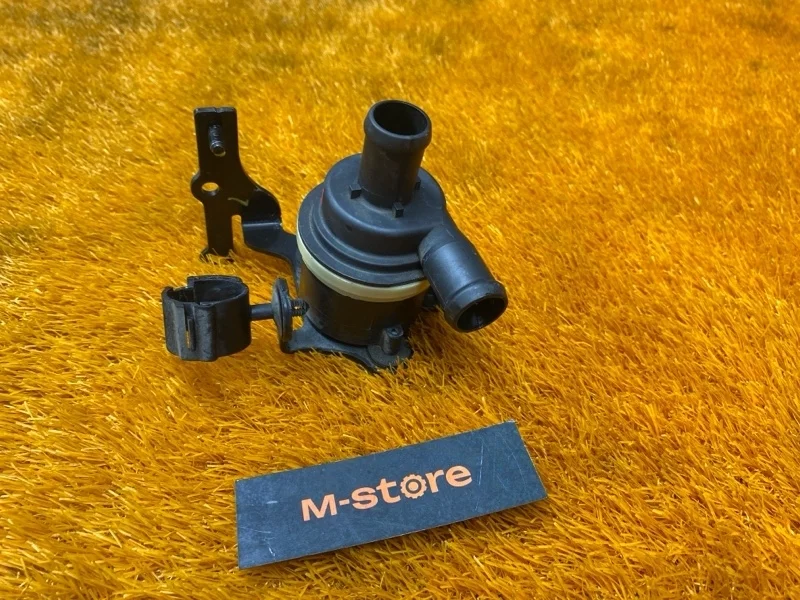 Помпа дополнительная Volkswagen Touareg 2012 059121012B 7P CGR