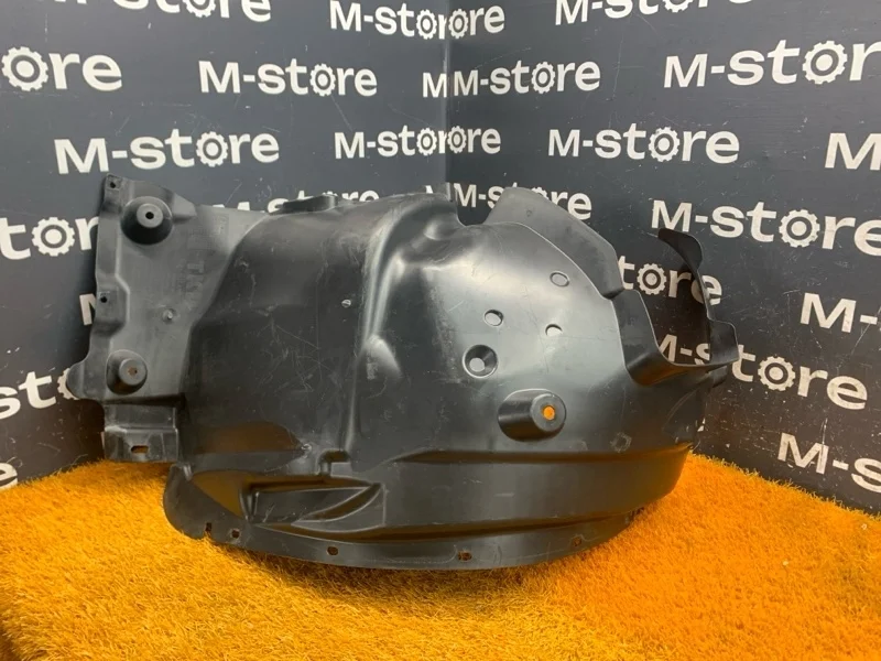 Подкрылок Bmw X1 2011 51772990090 E84 N46B20B, передний правый