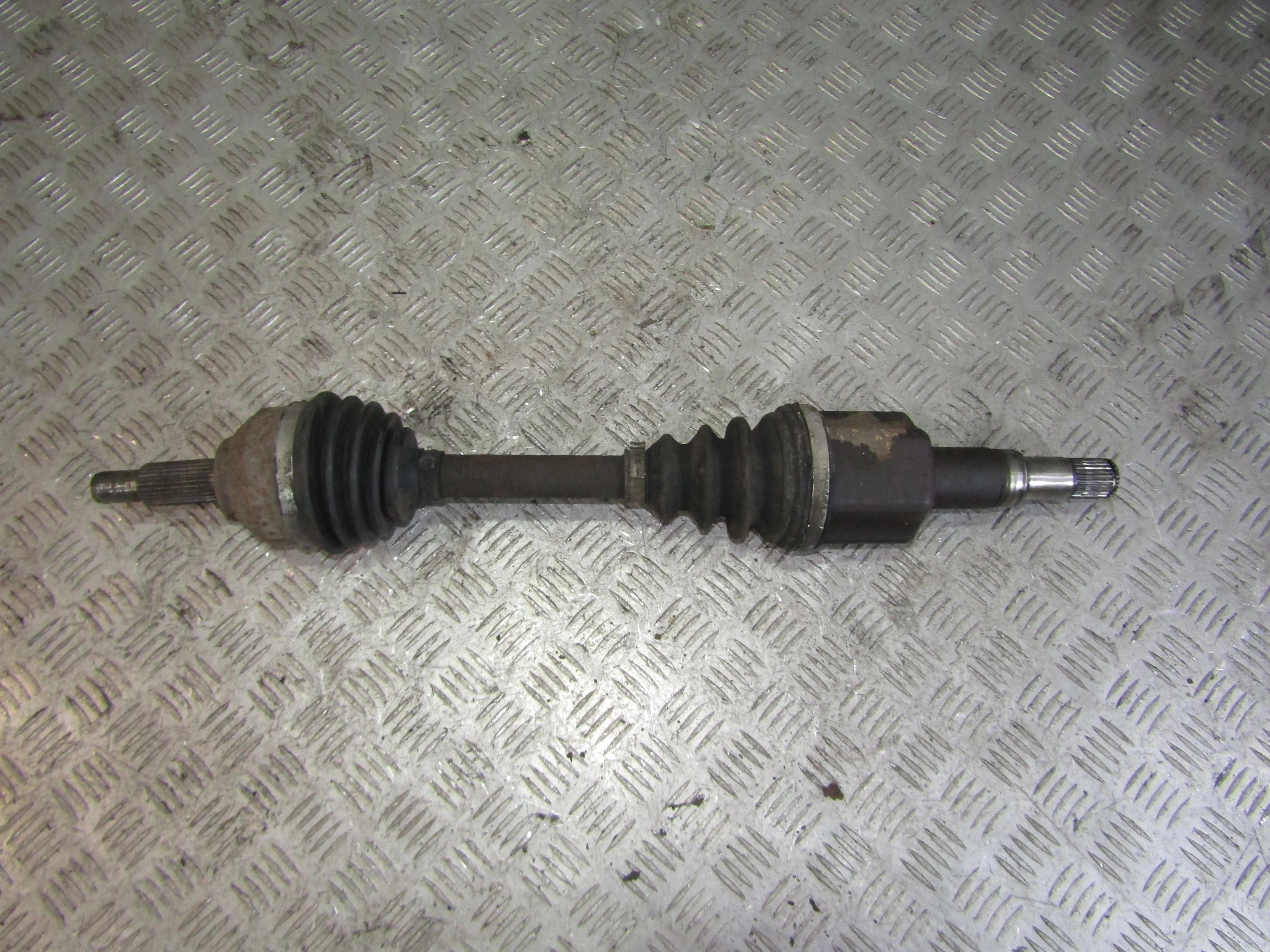 Полуось передняя левая (Привод) JAGUAR X-type I (