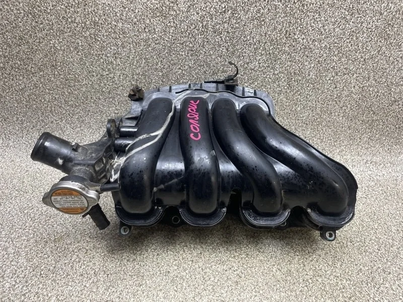 Коллектор впускной Hyundai Solaris 2011 283112B550 1.4 G4FA MT