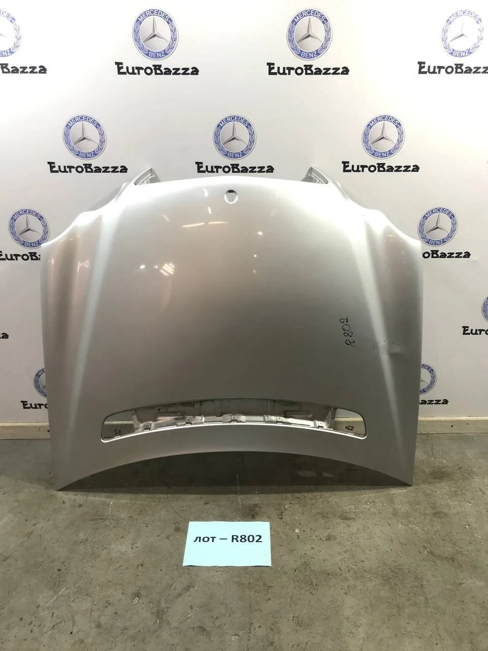 Капот Mercedes W203