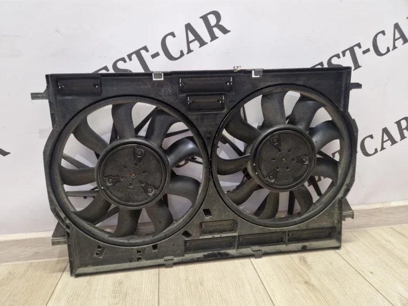 Вентиляторы охлаждения сборе диффузором VW Touareg 3 2019- CR7