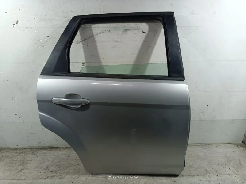 Дверь задняя правая Ford Focus 2 (08-11) УНИВЕРСАЛ