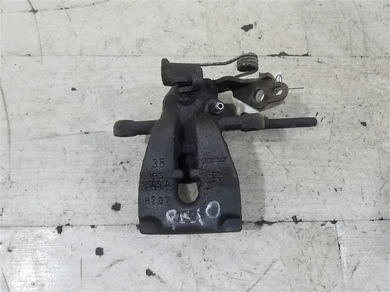 Суппорт задний правый Ford Galaxy (06-15) 2009