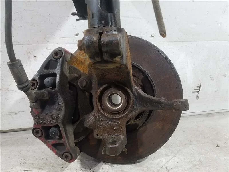 Кулак поворотный передний правый Ford Focus 2 ST