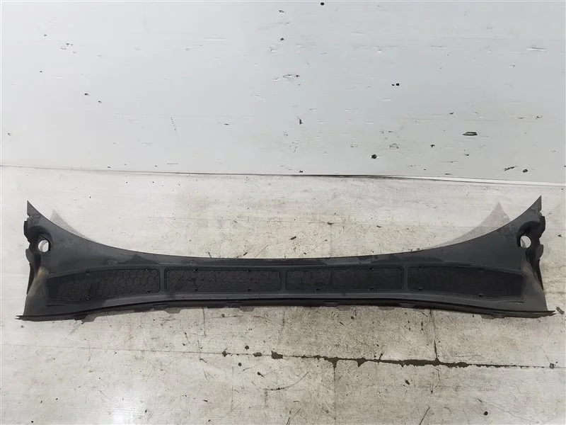 Решетка стеклоочистителя (жабо) Ford S-MAX (06-15)