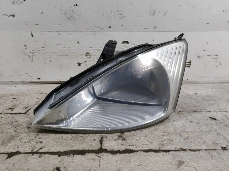 Фара левая Ford FOCUS 1 USA (98-05) СЕДАН 2000