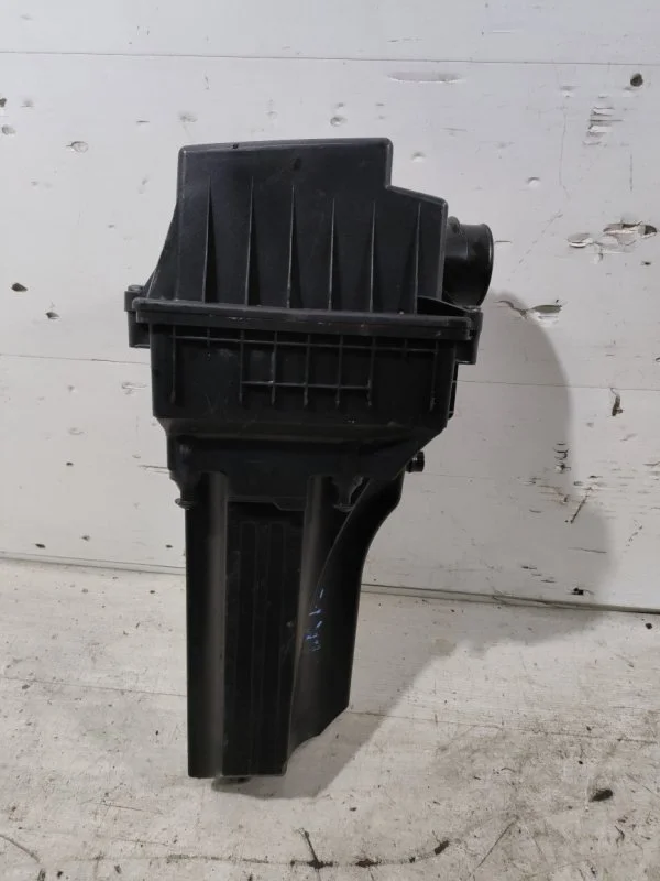 Корпус воздушного фильтра Ford Fiesta (08-12)