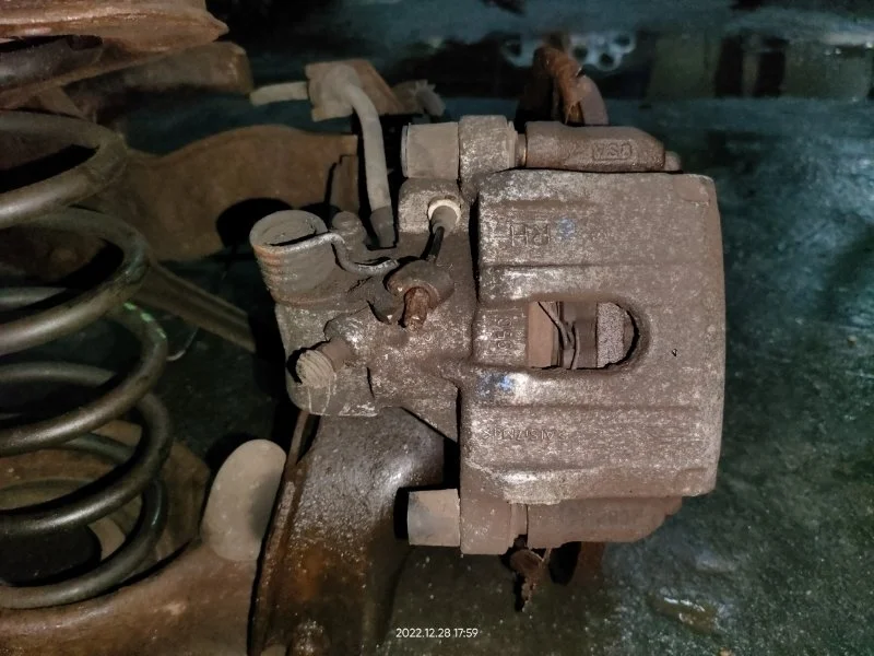 Суппорт задний правый Ford Focus 2 (08-11) КУПЕ