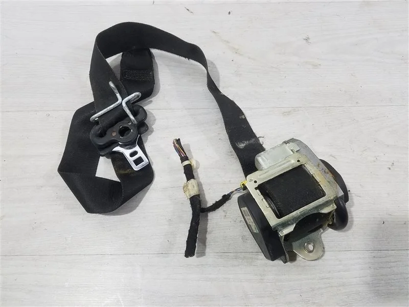 Ремень безопасности пер правый Ford S-MAX (06-15)