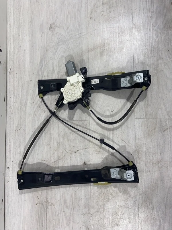 Стеклоподъёмник передний левый передний левый Ford