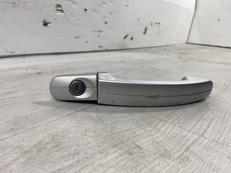 Ручка двери наружная передняя левая FORD Focus 2