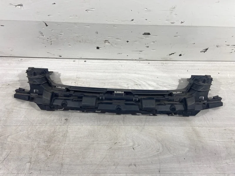 Усилитель переднего бампера передний FORD Focus 2