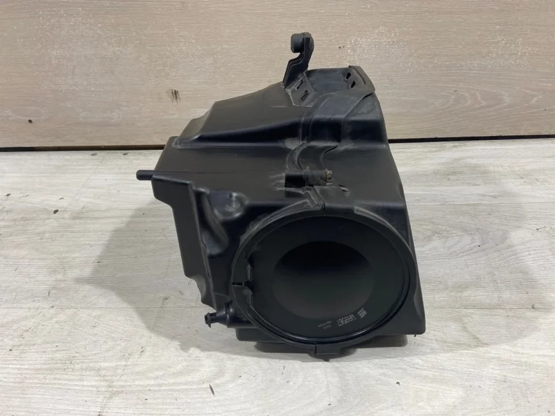 Корпус воздушного фильтра Ford Focus 2 (04-08)