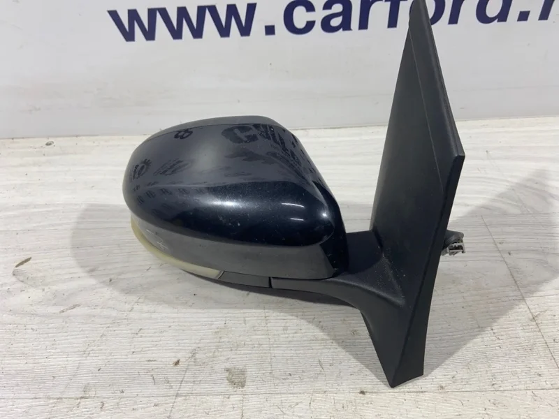 Зеркало правое (электрическое) Ford Ford Focus 2