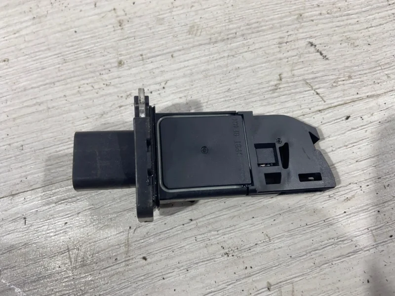 Датчик ДМРВ Ford S-MAX (06-15) SAV 2.0L