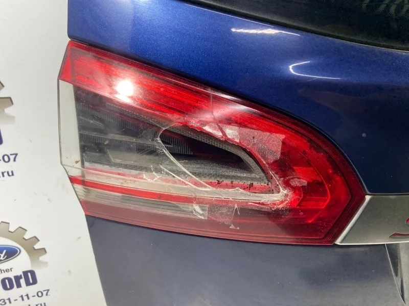 Фонарь задний внутренний левый Ford S-MAX (06-15)