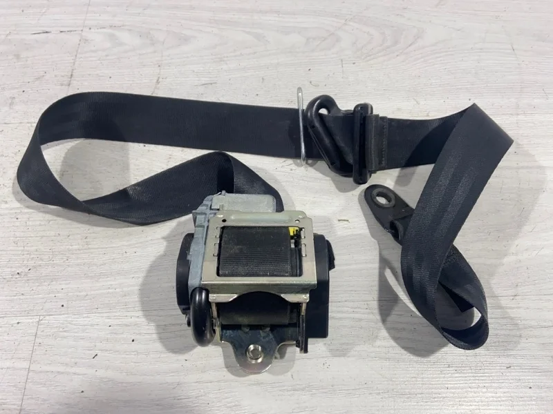 Ремень безопасности пер левый Ford S-MAX (06-15)