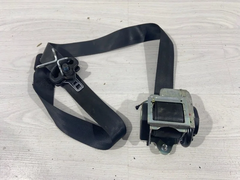 Ремень безопасности пер правый Ford S-MAX (06-15)