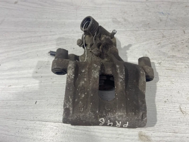 Суппорт задний левый Ford Focus 3 (11-14) ХЕЧБЕК