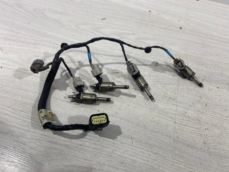 Форсунка инжекторная электрическая Ford Focus 3