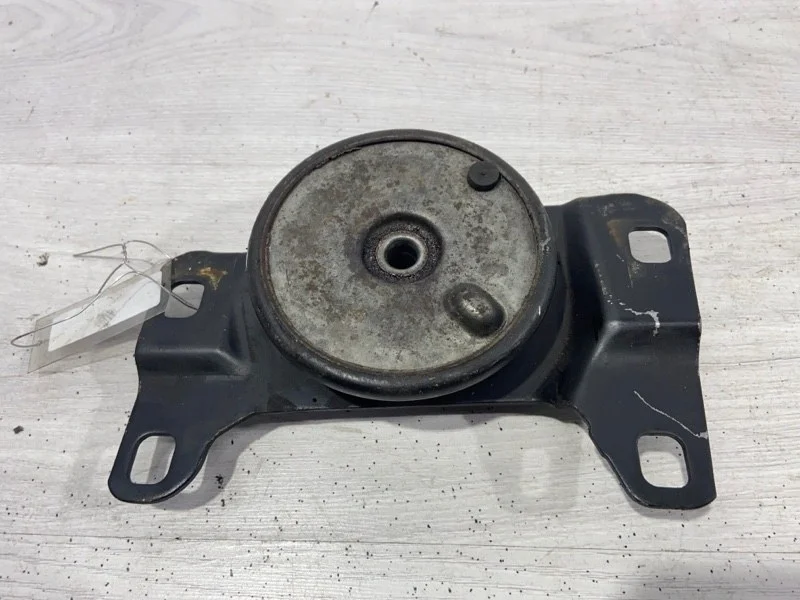 Опора двигателя левая Ford Focus 3 (11-14) ХЭТЧБЕК