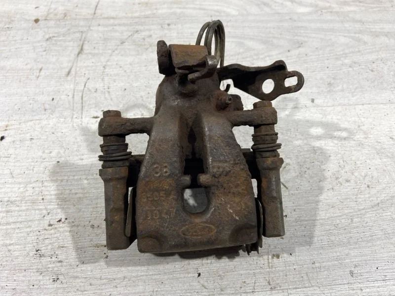 Суппорт задний правый Ford Mondeo 4 (07-14)