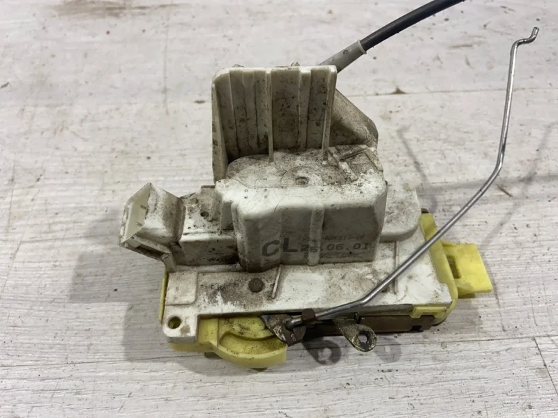 Замок двери передней левой Ford FOCUS 1 USA