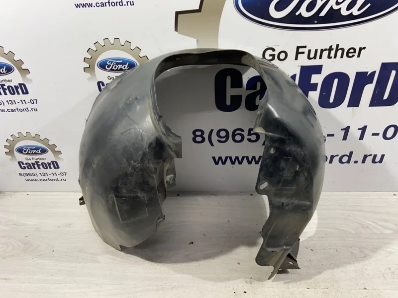 Подкрылок передний левый Ford Focus 2 (08-11)